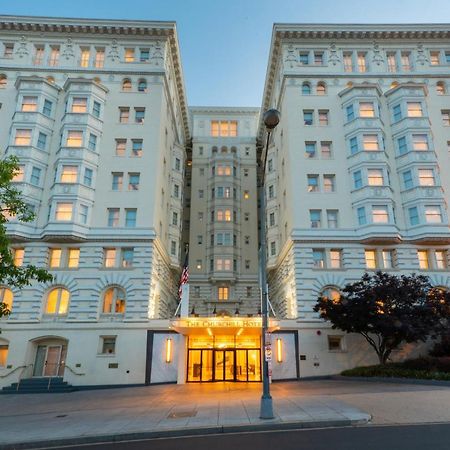 The Churchill Hotel Near Embassy Row Вашингтон Экстерьер фото